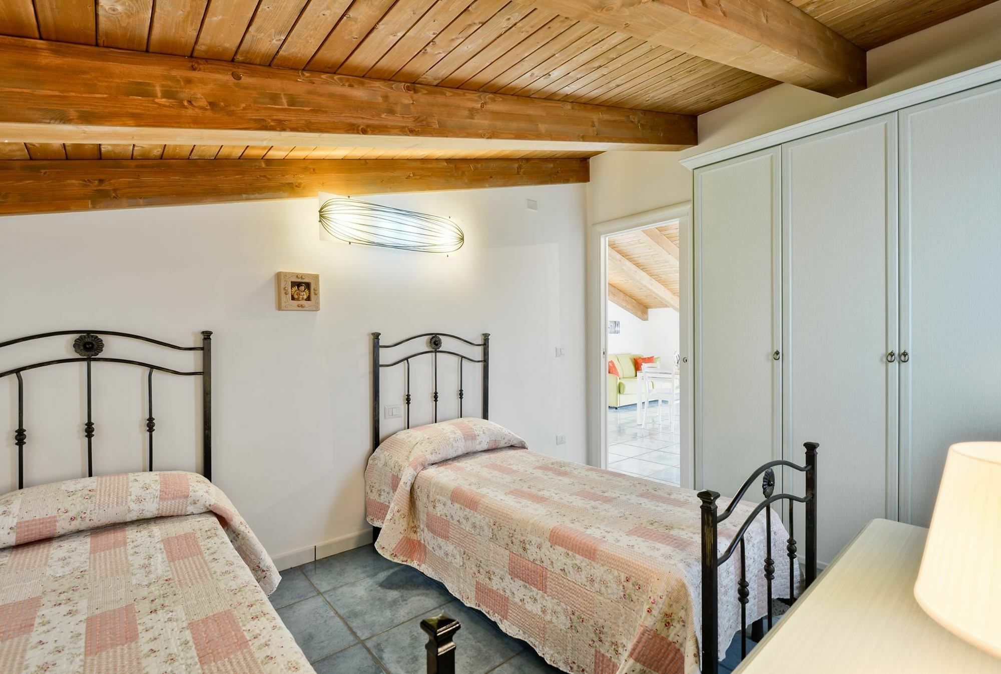 Casa Vacanze Villa Liotta Agropoli Exterior foto